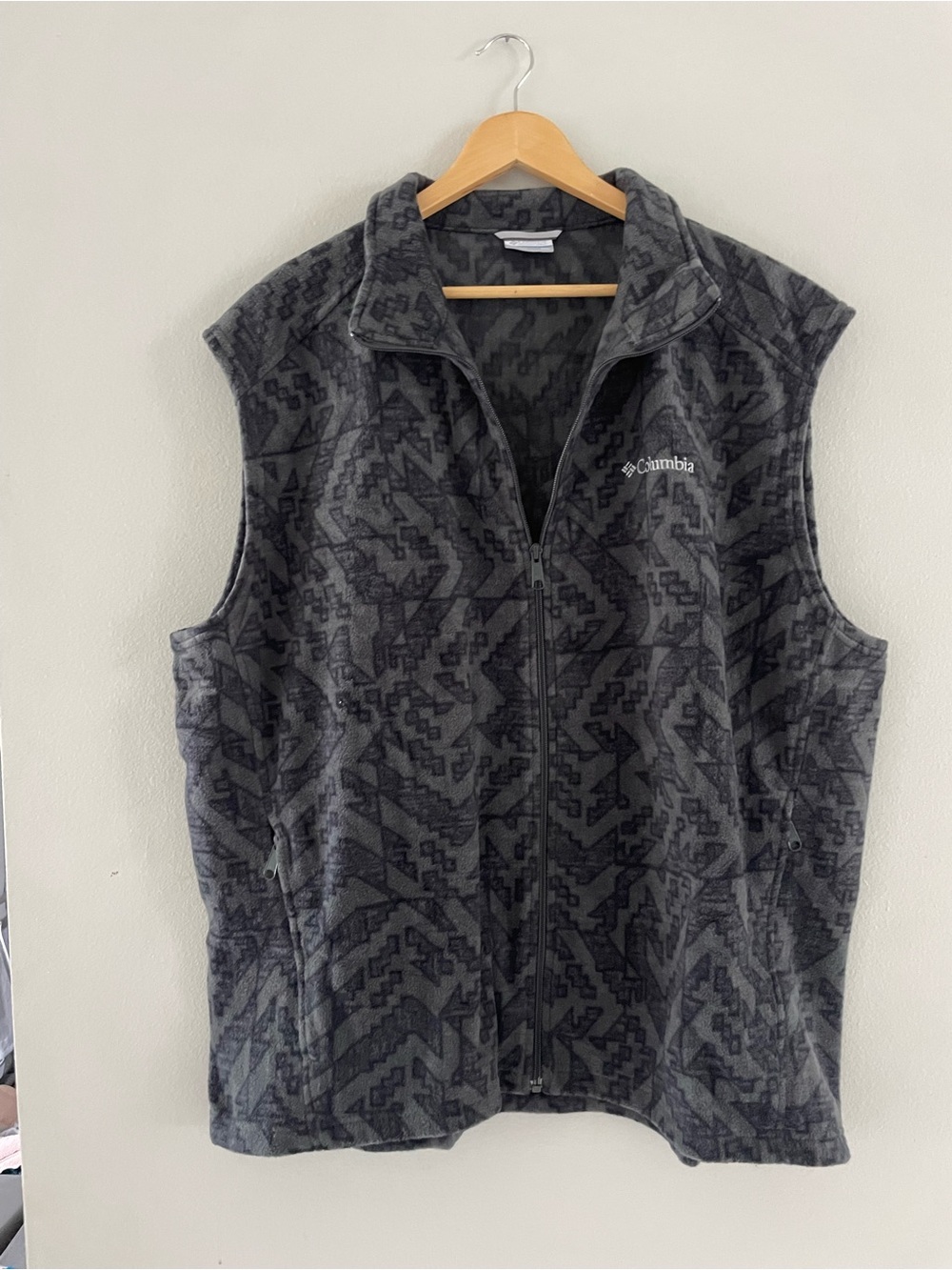 Men’s Columbia Grey Patterned Fleece Vest